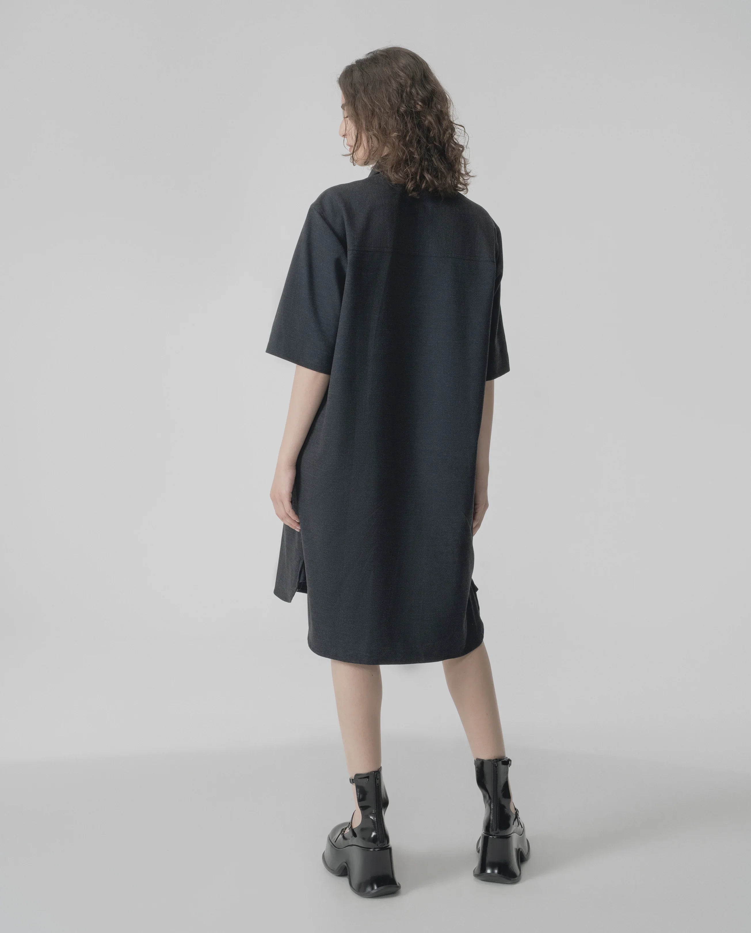 Boxy Minimalist Shift Dress - Black