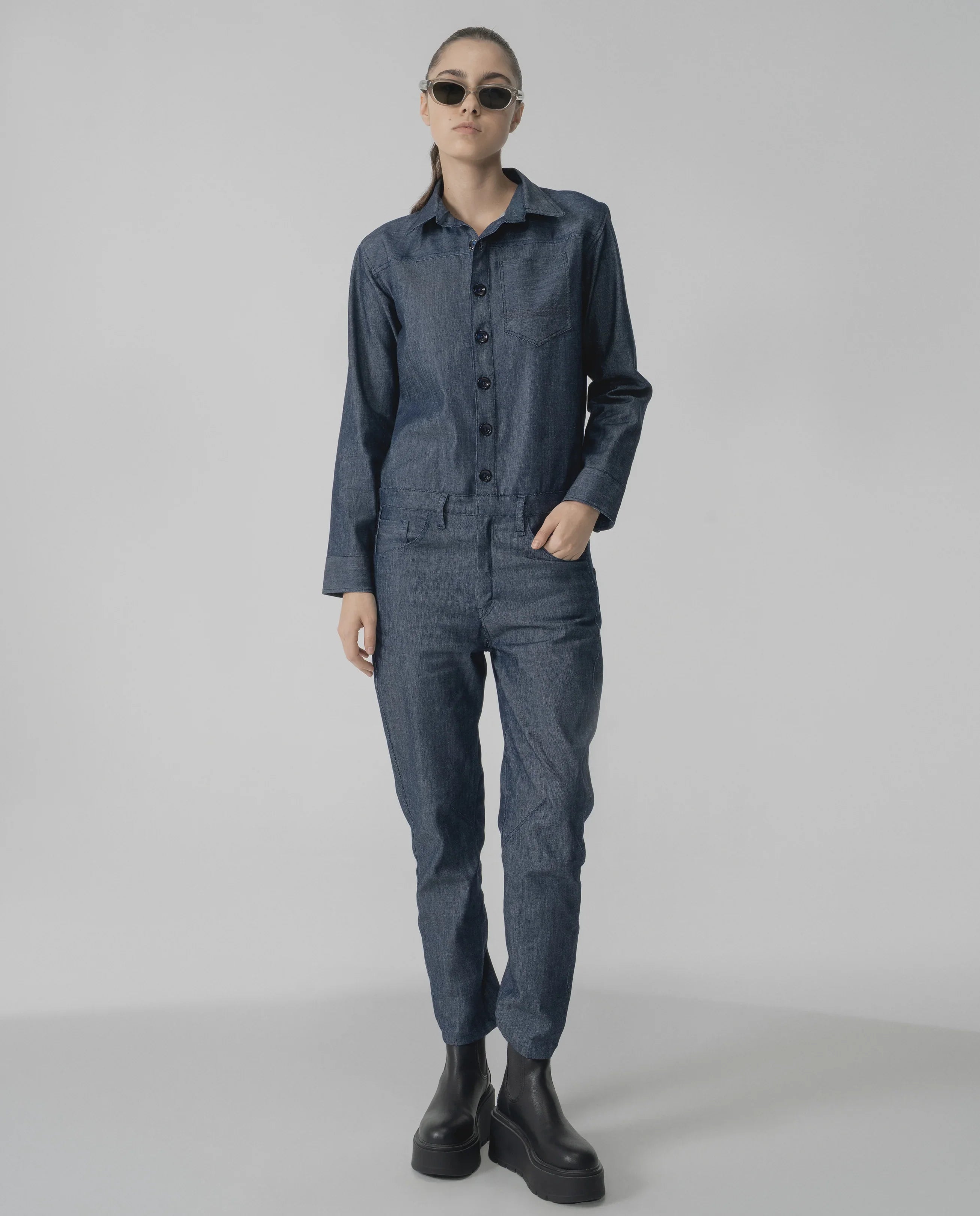 Shirt/Jeans - Dark Blue